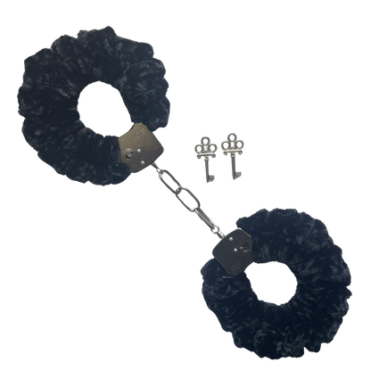 TANIJAY CROCHET Handcuffs ONE SIZE Velvet Crochet Handcuff Set